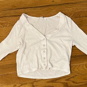 HASHTTAG intrend long-sleeved white crop-top with snap buttons -- size Large